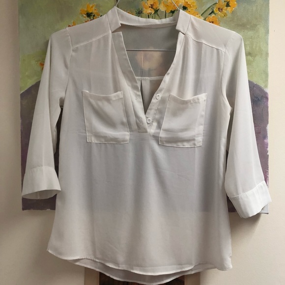 shirt white , wore twice times ,good condition - Picture 2 of 4